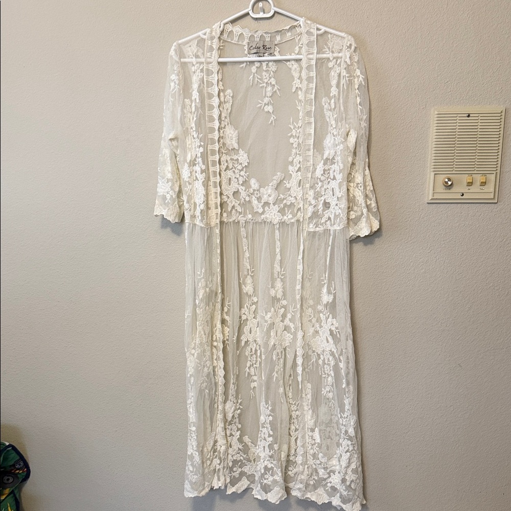 Cedar Rose White Lace Kimono Duster